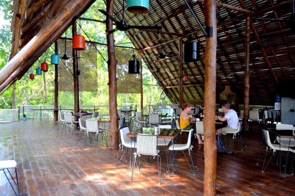 Kottawatta River Bank Hotel *